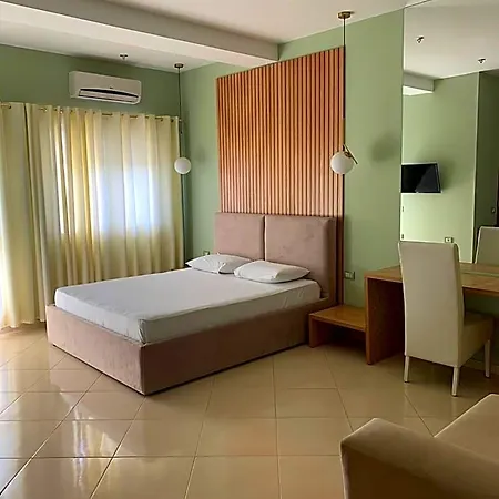 Kaloshi 4* Tirana